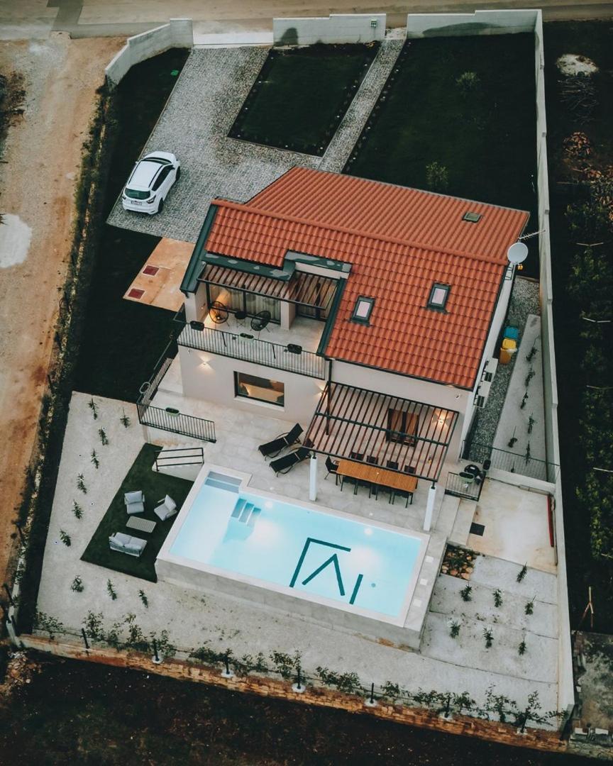 Casa Vitale Tinjan Exteriör bild